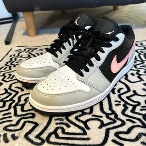 Nike Jordan 1 Low “Black Grey Pink” 11M